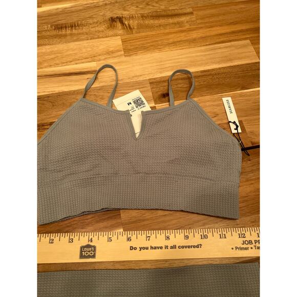 Forever 21 Jade green waffle knit seamless bra and short set‎ size medium NWT - Picture 2 of 5